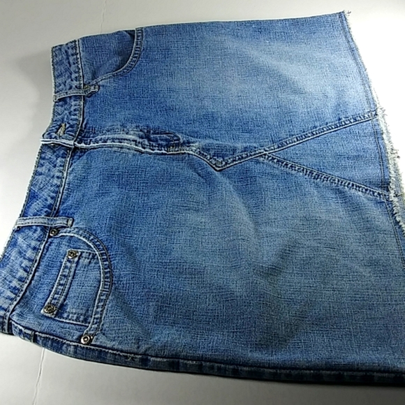 Aeropostale Denim Skirt. - Picture 5 of 6